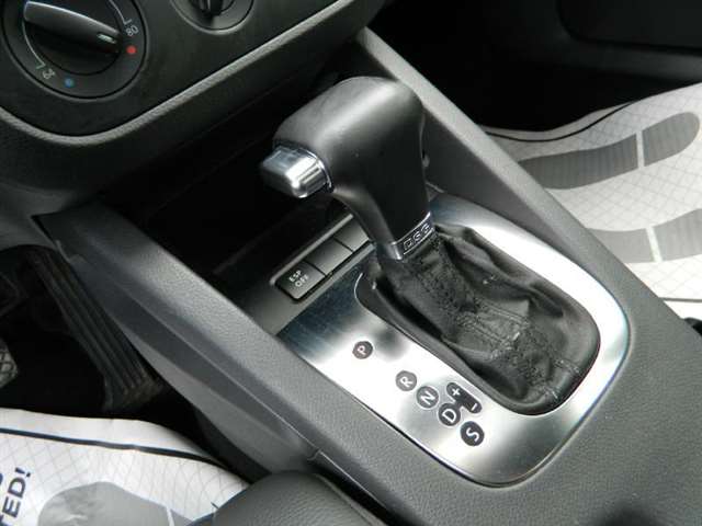 2009 Volkswagen Jetta Wolfsburg Edition 4dr Sedan 6A